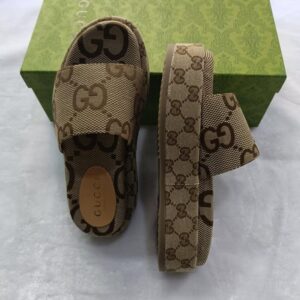 Gucci Women's Platform Slide Sandal GG Canvas - Image 6