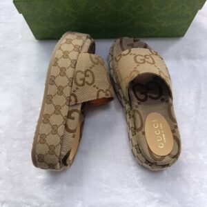 Gucci Women's Platform Slide Sandal GG Canvas - Image 8