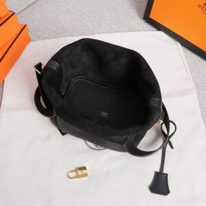 Hermès Picotin Lock 18 Tote Bags - Image 8
