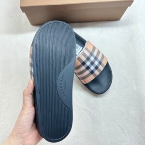 Couple Shoes Burberry Summer Beach Slide Sandals - Image 8