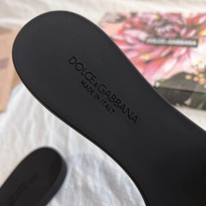 Dolce&Gabbana Bianca Interlock Beachwear Sliders Sandal for Women - Image 7