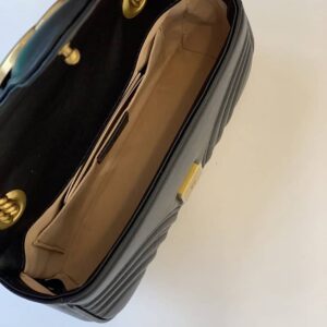 Gucci Marmont Flap Leather Crossbody Bag 22x13x6cm - Image 9