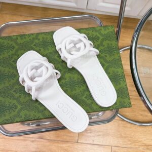 Gucci Women's Interlocking G Slide Jelly Sandal - Image 2