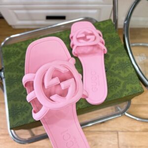 Gucci Women's Interlocking G Slide Jelly Sandal - Image 11