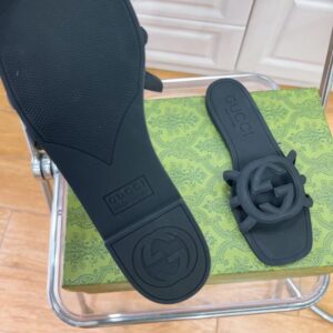Gucci Women's Interlocking G Slide Jelly Sandal - Image 14